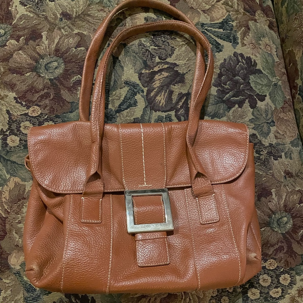 Adrienne Vittadini vintage tan Satchel!:)